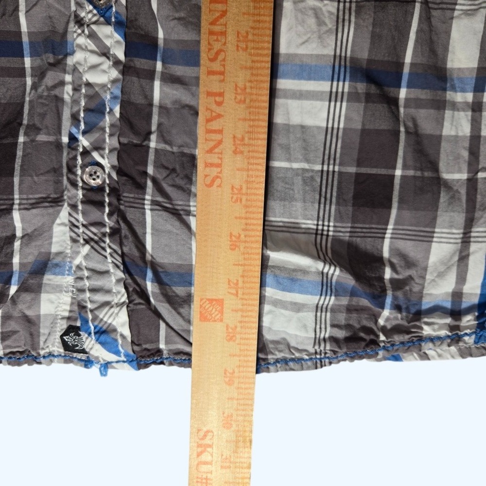 Roar Embroidered Button Down Shirt Grey Blue Plaid Men Large Buckle Graphic Back - Picture 10 of 10